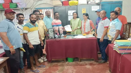 अवैध पर्ससीन मासेमारीप्रकरणी १६ पासून मच्छीमारांचे बेमुदत उपोषण