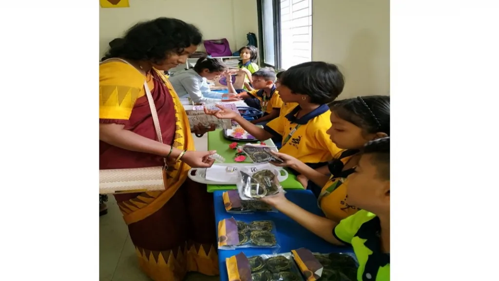 स्टेपिंग स्टोन ग्लोबल स्कूलमध्ये ‘दिवाळी सेल’ उपक्रम उत्साहात