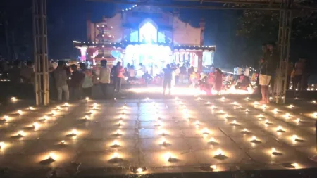 ५ हजार दिव्यांनी उजळले तळवडेचे श्री देव सिद्धेश्वर मंदिर