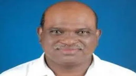 वेंगुर्ला-बेळगाव मार्गावरील खड्डे त्वरीत बुजवा