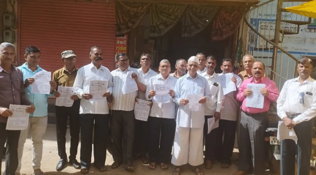 m. A. Awareness round in Khanapur city regarding the road block of the committee