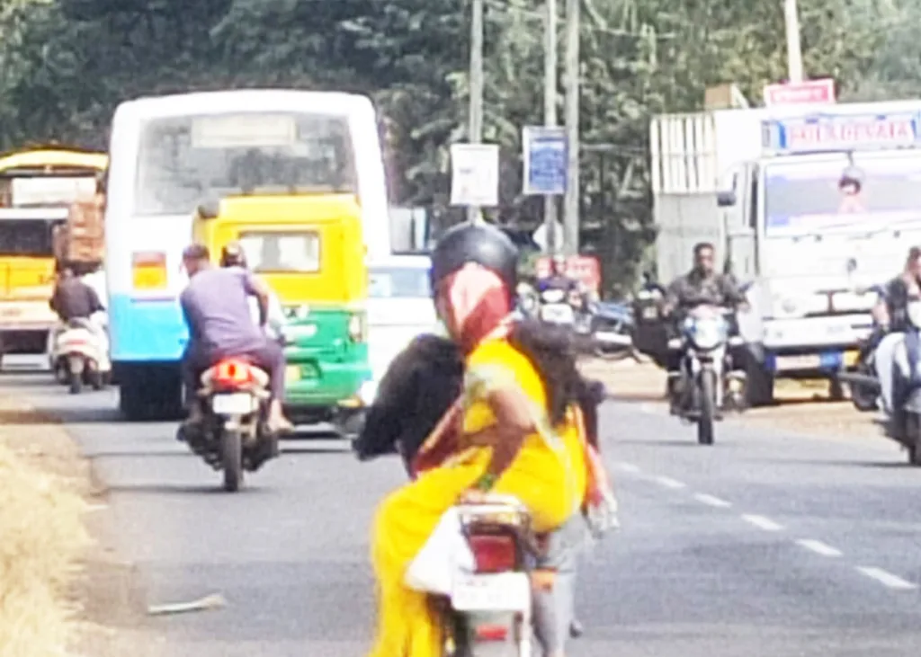 Belgaum-Shinoli Industrial Estate road dualling is pending