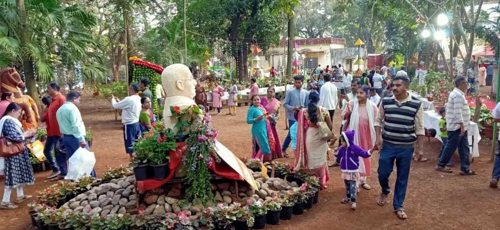 फल-पुष्प प्रदर्शनाची सांगता Conclusion of fruit and flower exhibition