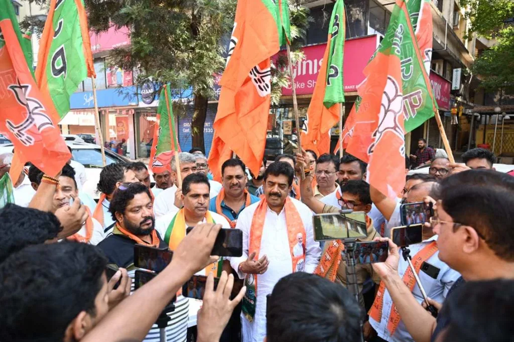 Victory celebration by BJP workers