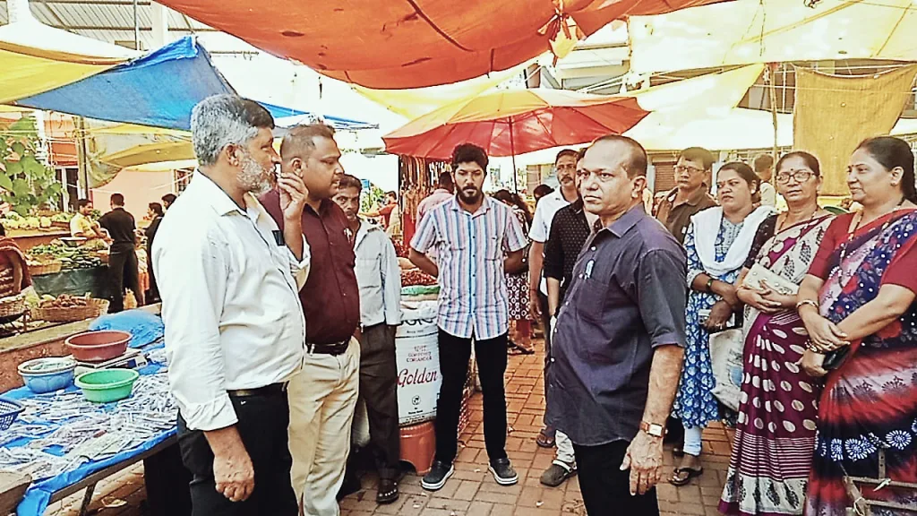 Sarpanch Damodar Naik trying to control Banastari market project