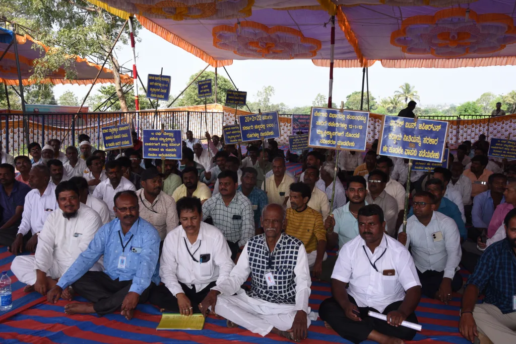Maxicab drivers protest in Suvarnasoudh area