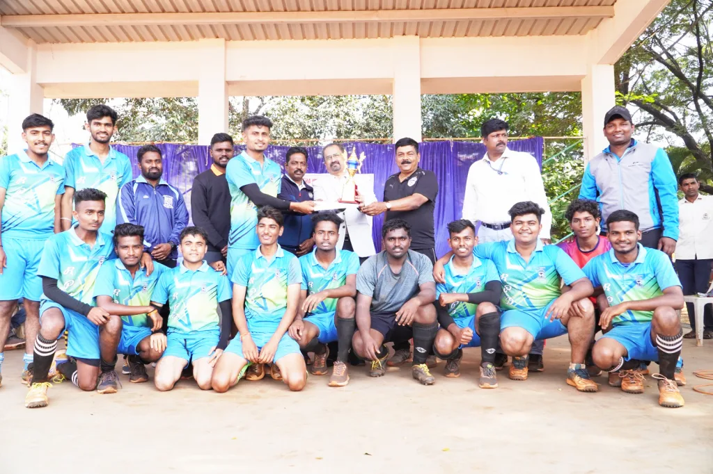 Gogate, Lingaraj winners in RCU hockey tournament