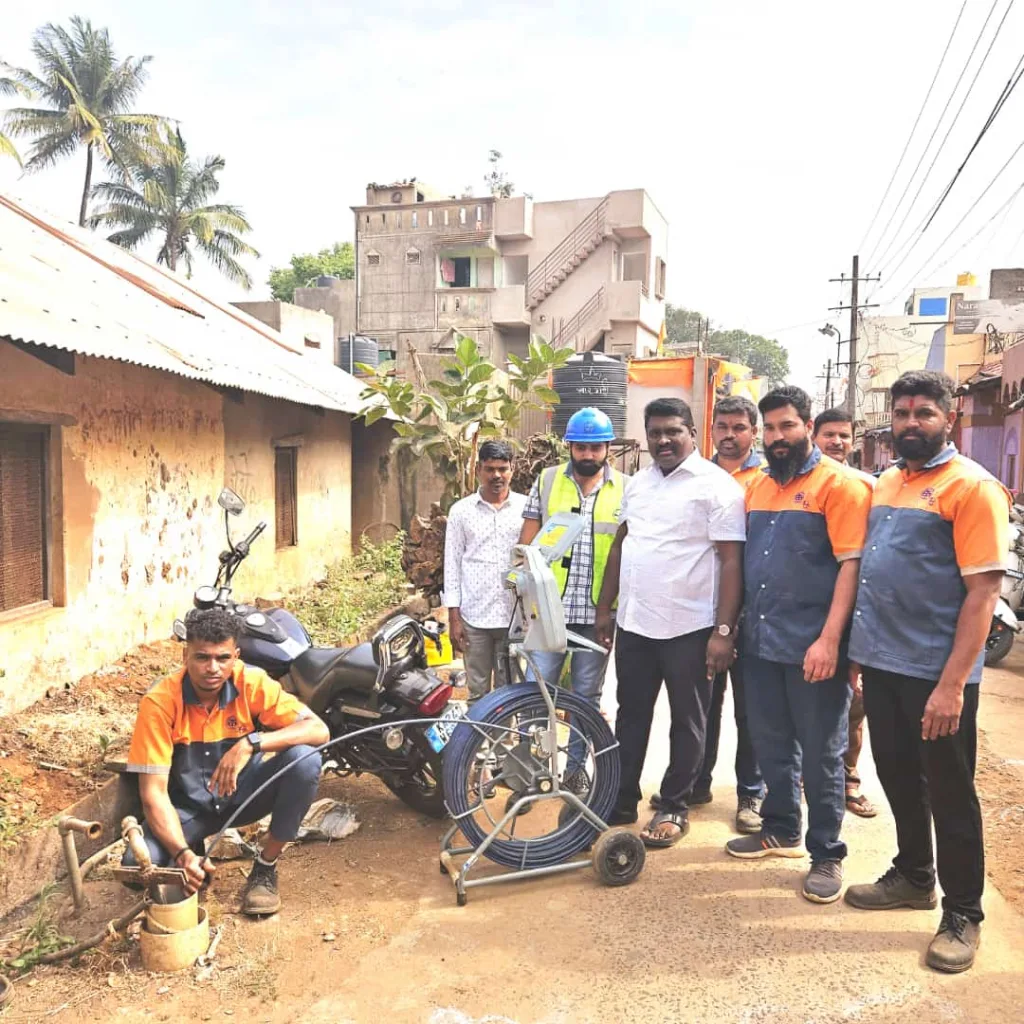 बंद असलेल्या कुपनलिकांच्या दुरुस्तीला प्रारंभ Commencement of repair of clogged pipes