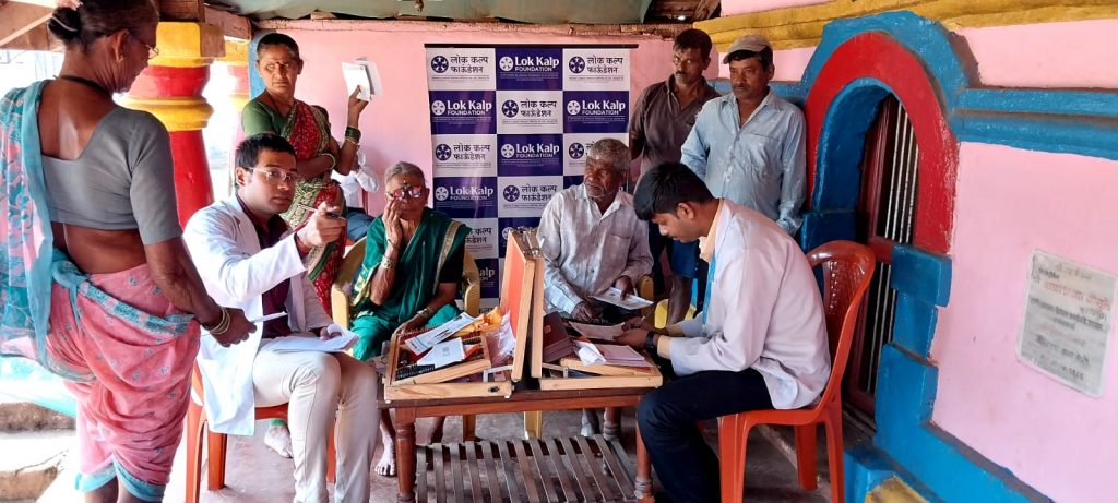 Eye examination in Chigule by Lokkalp Foundation