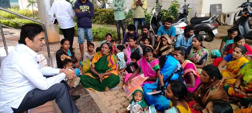 आमदार राजू सेठ यांच्याकडून ‘जनता दरबार’चे आयोजन Organized 'Janata Darbar' by MLA Raju Seth