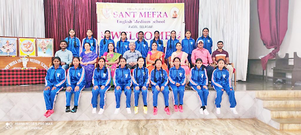 Sant Mira team leaves for national football tournament