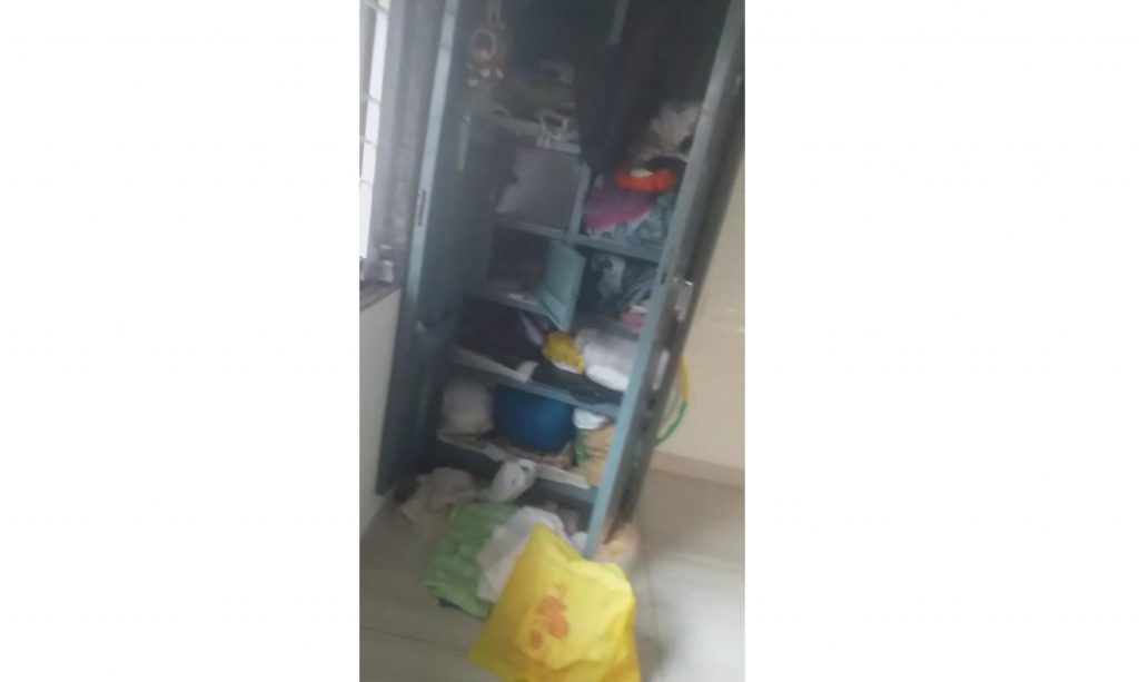 Burglary at Sambara; 6 tolas jewelery lampas