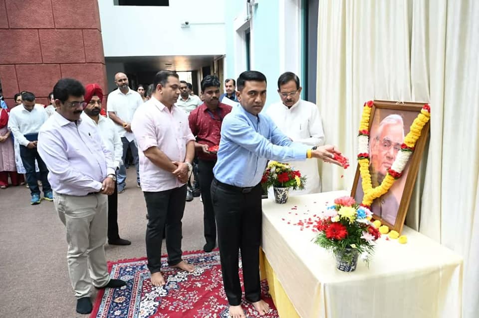 Proceedings of 'periodic service'