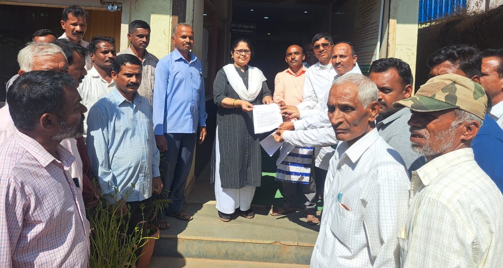 Supply electricity from 6 pm to 12 midnight