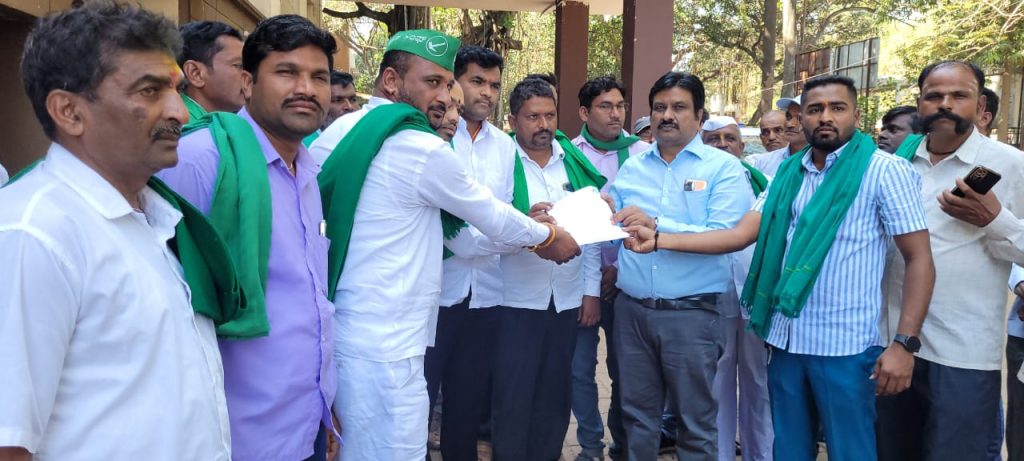 Release water from Hidkal Reservoir to canals