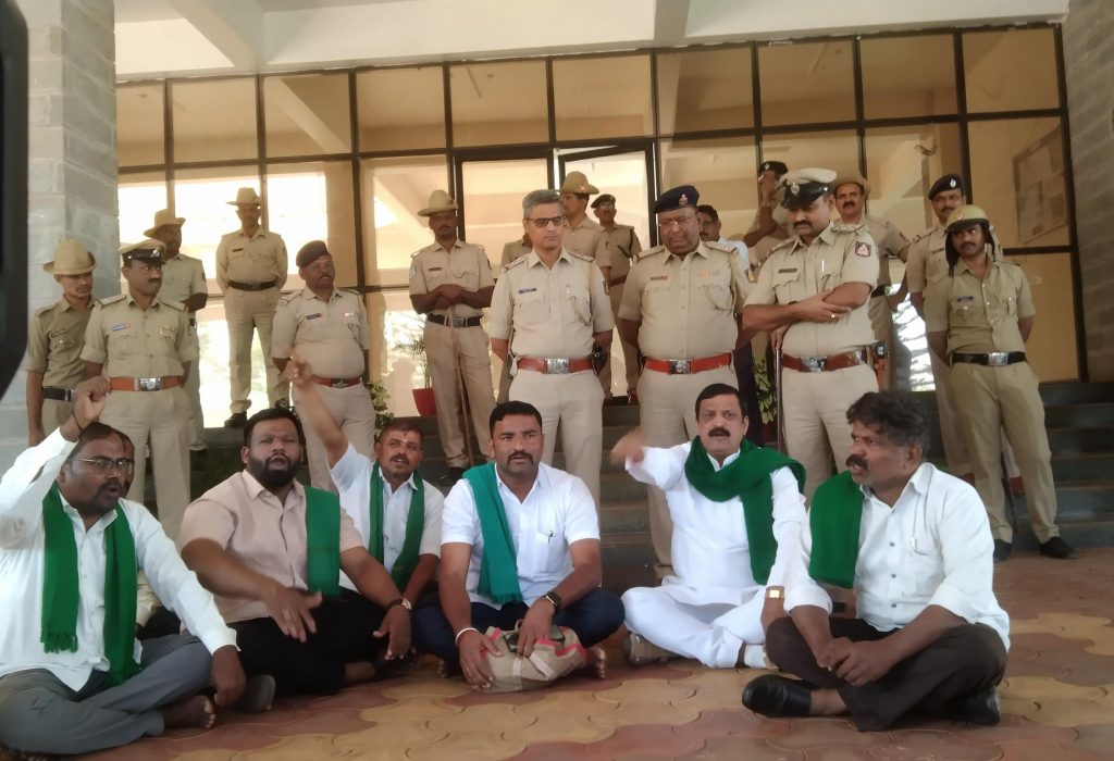 Farmers protest against sugar minister