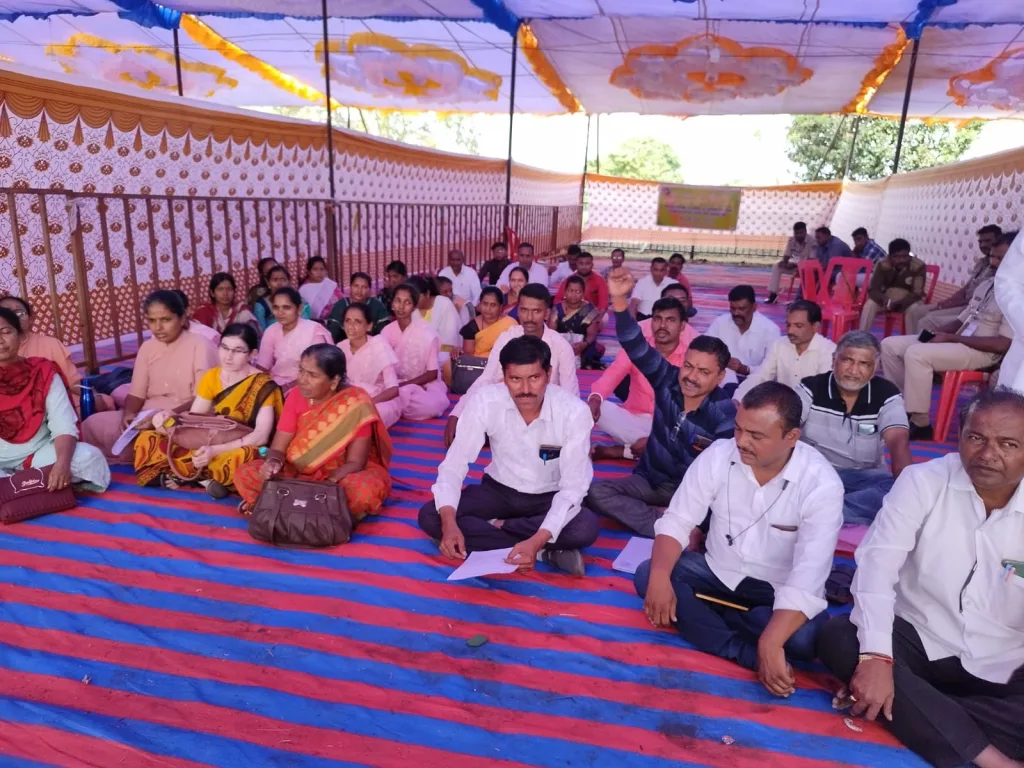 Retain teaching and non-teaching staff in special schools