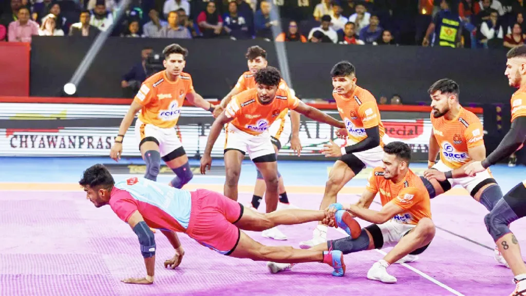 पुणेरी पलटणची जयपूर पिंक पँथर्सवर मात Puneri Paltan beat Jaipur Pink Panthers