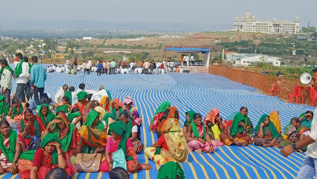 Mouli, a farmer, was ravaged by the dry heat!