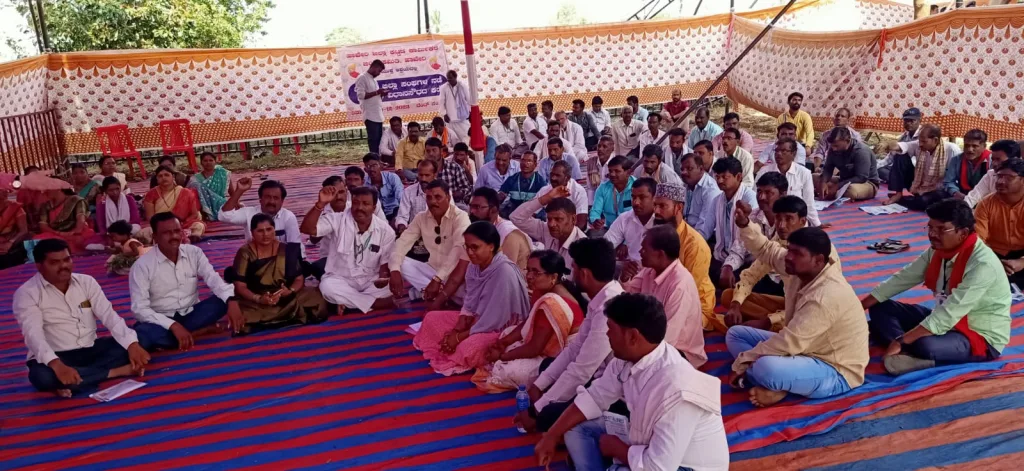 Demand action against fake construction workers