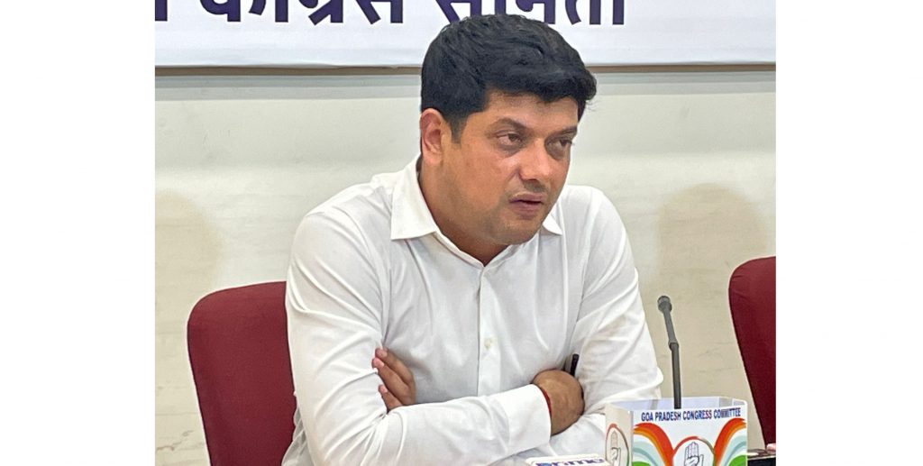 80 voters of different religions in one house