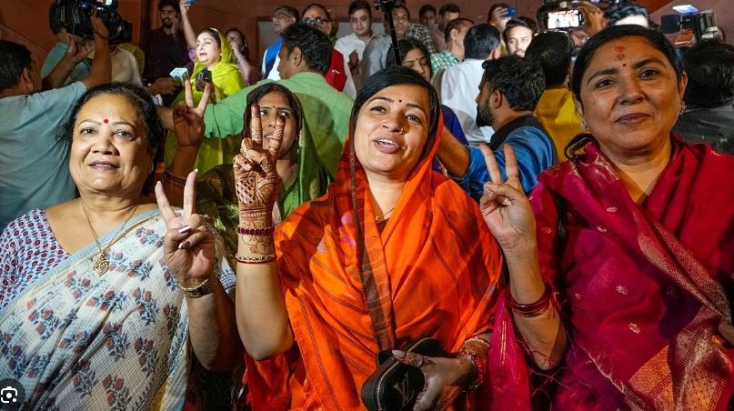 दोन प्रदेशांमध्ये महिला आरक्षणाची विधेयके राज्यसभेत संमत Rajya Sabha passes women's reservation bills in two regions