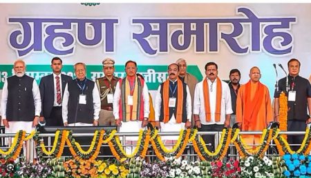 9 ministers took oath in Chhattisgarh