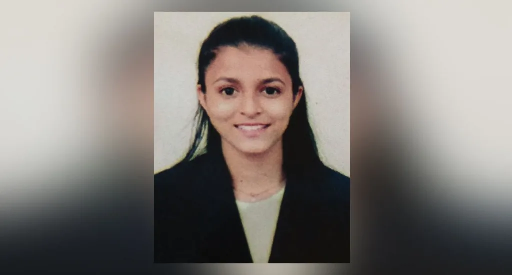 shweta-tasheeldar-topper-in-b-com-final-examination