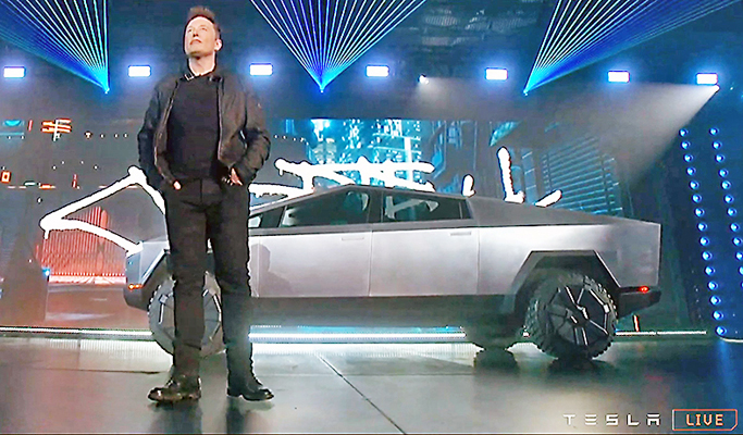 Delivery of Cybertruck to first 10 customers