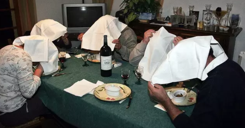 A dish to be eaten with the face covered