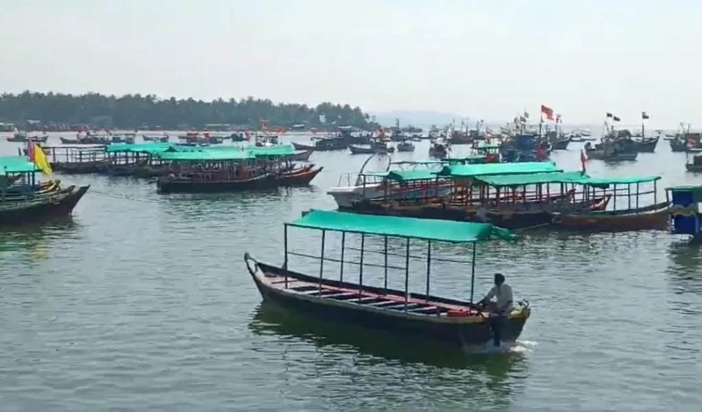 नौसेना दिनानिमित्त वाहतूक व्यवस्थेत बदल