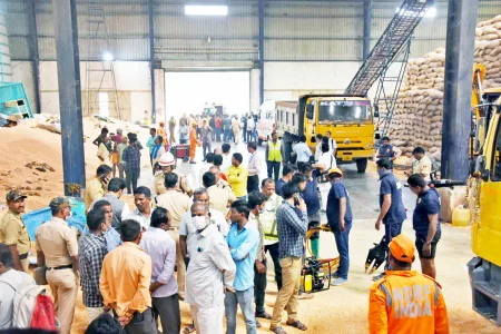 7 workers were killed when a sack of maize fell on them