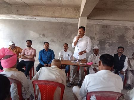 आंदोलनकर्त्यांच्या निवेदनाला केराची टोपली मिळत असल्याने राजकारणात सक्रिय होण्याचा निर्धार