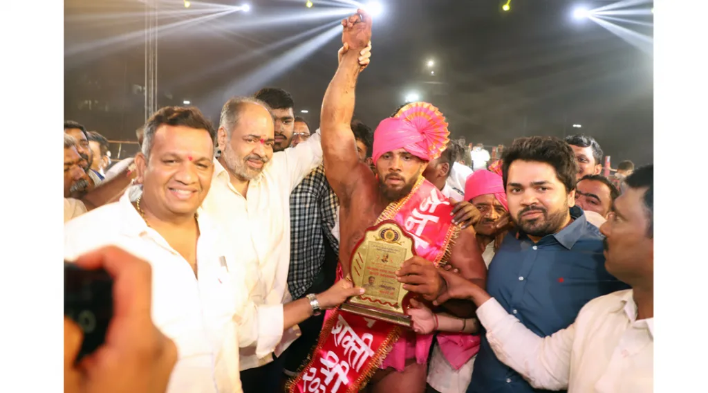 Sikander Sheikh Jansurajya Shakti of Gangavesh Shri Varana Kusti Mahasangram