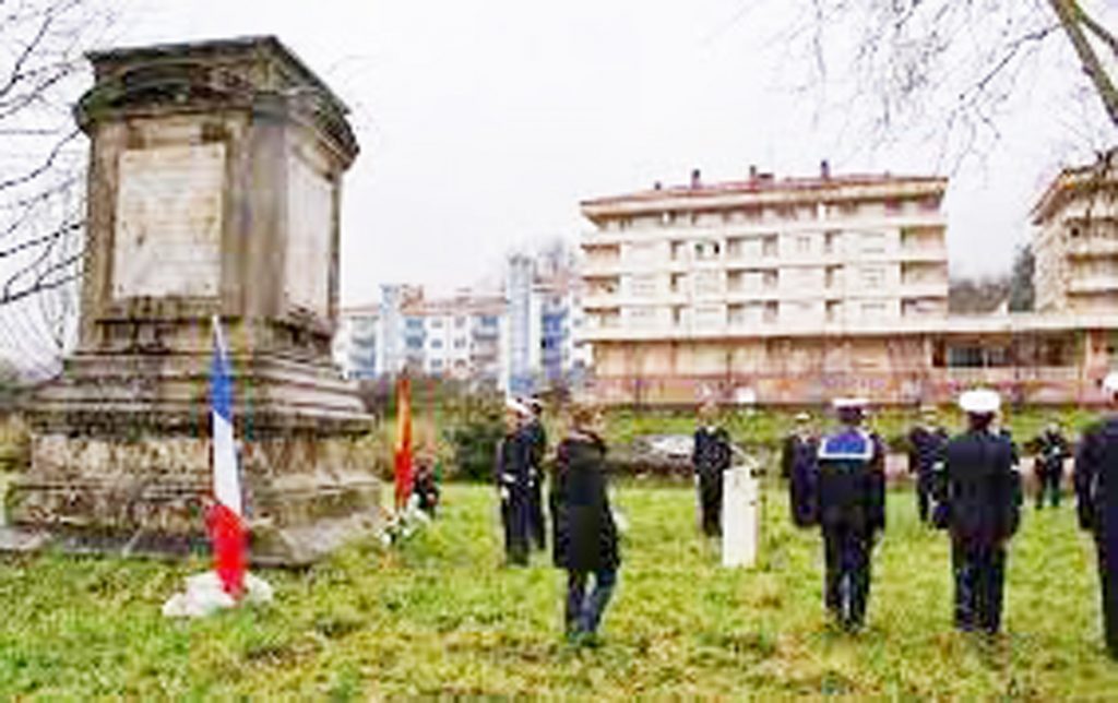 दर 6 महिन्यांनी बदलते नागरिकत्व Citizenship changes every 6 months