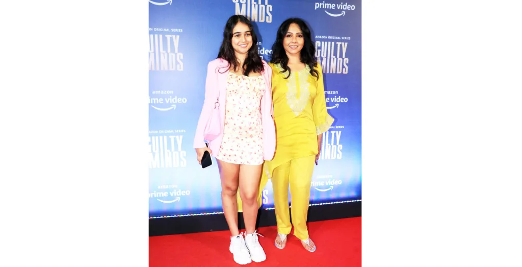 सुचित्रा कृष्णमूर्तीची मुलगी करणार पदार्पण Suchitra Krishnamurthy's daughter will make her debut