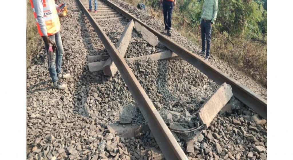 Naxalites outbreak in Chhattisgarh, Jharkhand