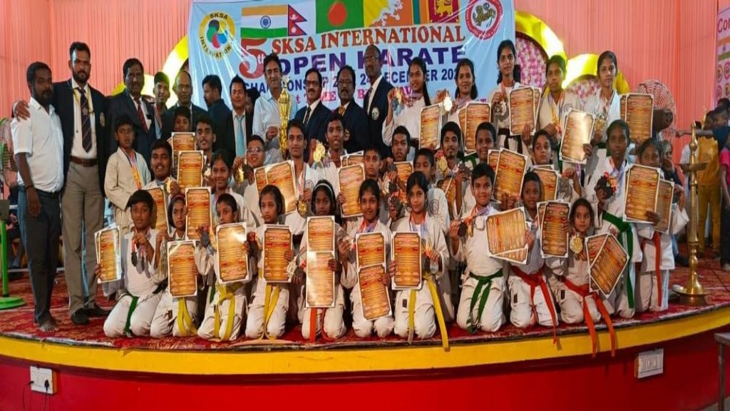 राष्ट्रीय कराटे चॅम्पीयनशिपमध्ये सिंधुदुर्गातील खेळाडूंचा डंका