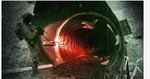 हमासच्या बोगद्यात सापडले पाच ओलिसांचे मृतदेह Bodies of five hostages found in Hamas tunnel