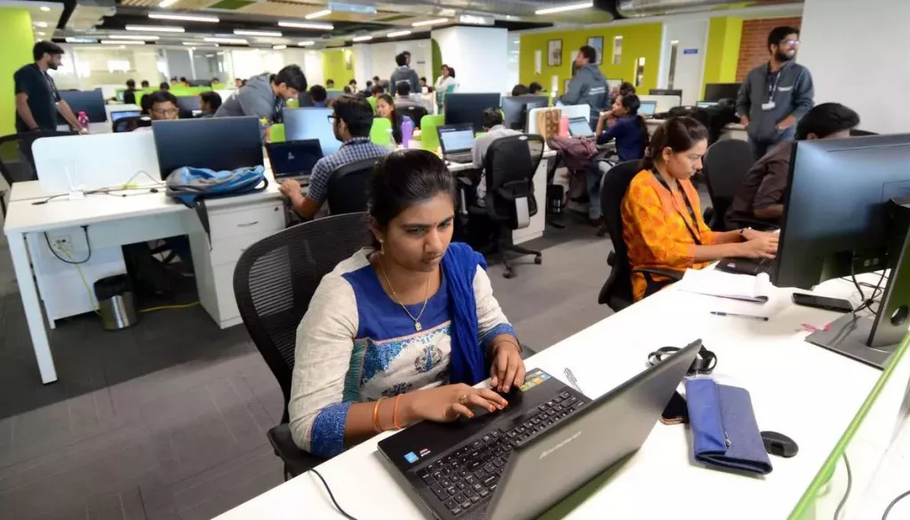 The financial year will see a decline in recruitment in the IT sector