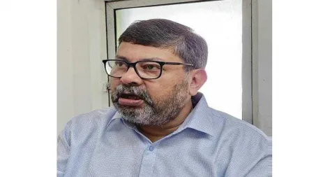 बाळासाहेबांवर टीका करणारे केसरकर उद्या भाजपवरही टीका करतील