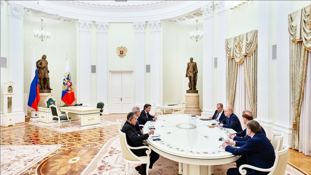 Putin invites Modi to visit Russia