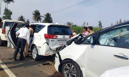Accident in Kolhapur Health Minister Tanaji Sawant's car