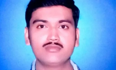 मोटरसायकलवरून घसरुन जखमी झालेल्या आमशीच्या तरुणाचे निधन A young man from Amshi died after falling off a motorcycle