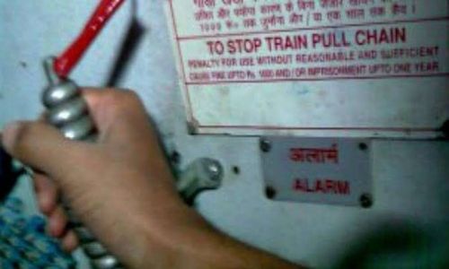 1075 trains of Central Railway affected by chain pulling in eight months