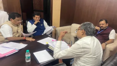 सिंधुदुर्गातील ४ रुग्णालयात रिक्तपदे व डॉक्टर निवासचा प्रश्न सोडविणार