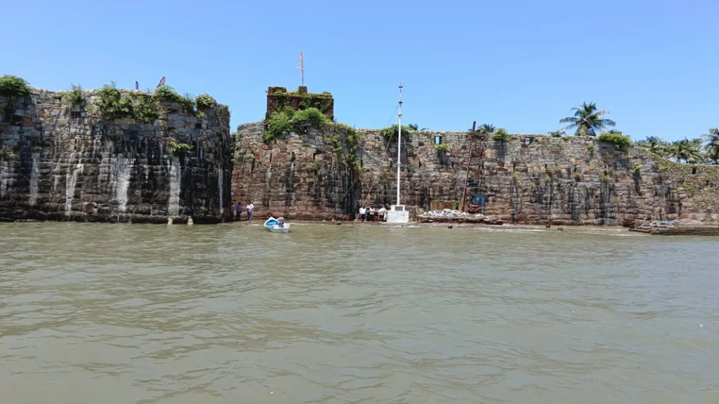 त्रैवार्षिक धार्मिक कार्यक्रमासाठी १७ डिसेंबरला किल्ला बंद राहणार