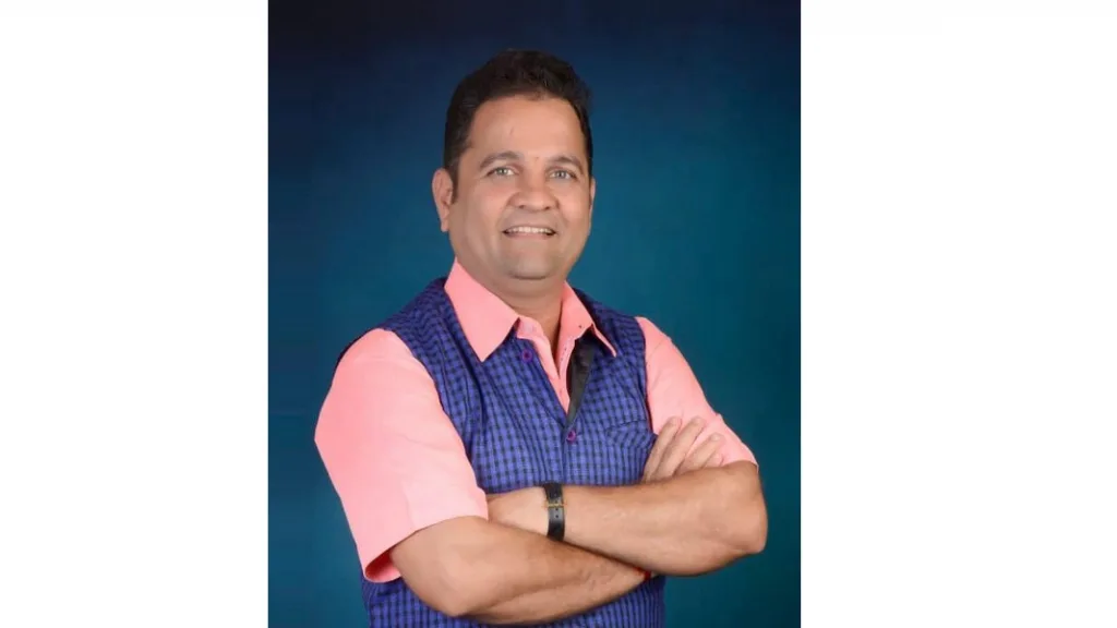 कंझ्युमर्स सोसायटीच्या पंचवार्षिक निवडणुकीत हेमंत मराठे यांची संचालकपदी निवड