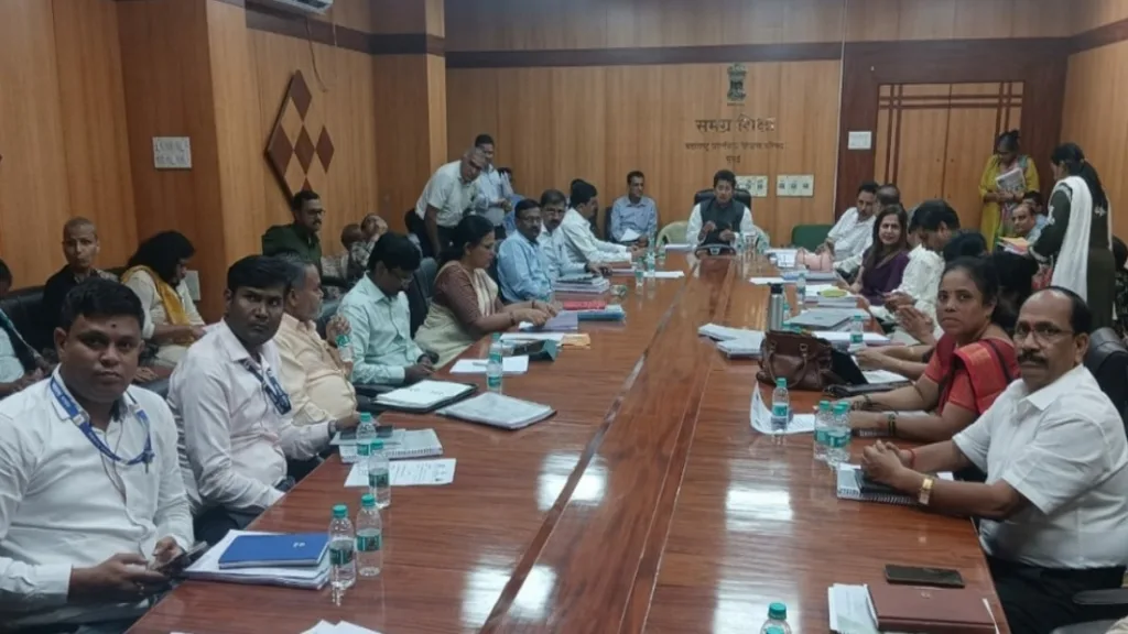 शैक्षणिक आराखड्यात सर्वोत्तम शिक्षण पद्धतीचा अंगीकार करा !