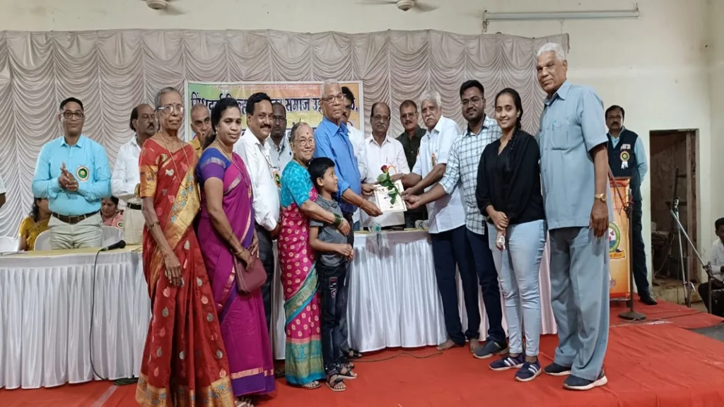 संत रोहिदास भवनासाठी निधी महिन्याभरात मिळेल -ॲड. अनिल निरवडेकर